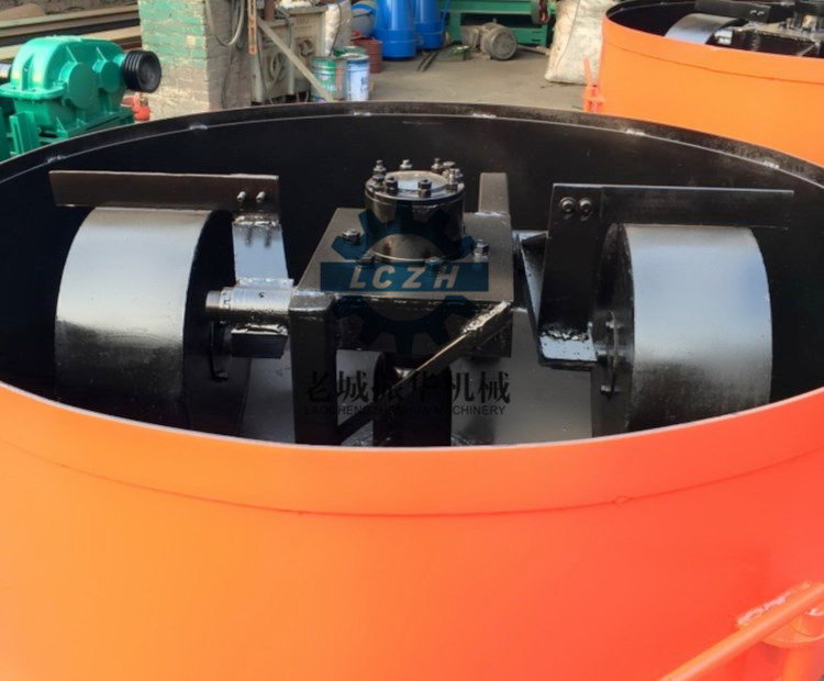 直径1.5米轮碾搅拌机